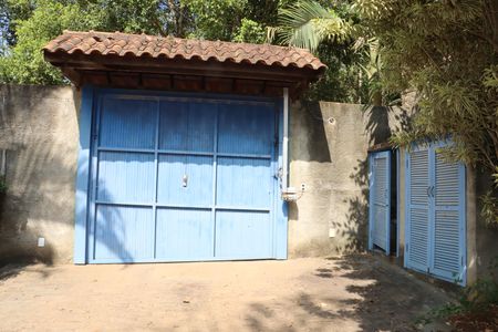 Casa de condomínio para alugar com 300m², 5 quartos e 4 vagasQuintal