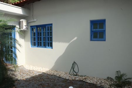 Casa de condomínio para alugar com 300m², 5 quartos e 4 vagasQuintal