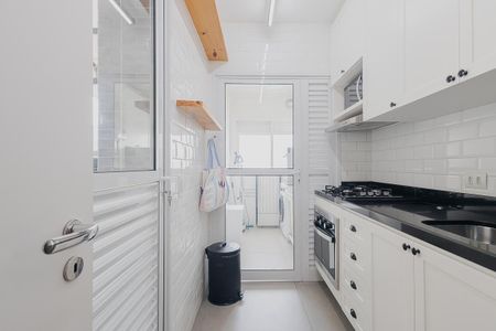 Apartamento à venda com 85m², 2 quartos e 2 vagas Apartamento à venda com 85m², 2 quartos e 2 vagasCozinha