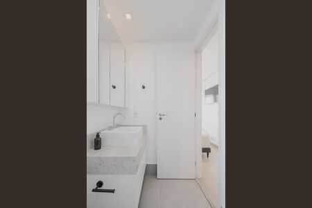 Apartamento à venda com 85m², 2 quartos e 2 vagas Apartamento à venda com 85m², 2 quartos e 2 vagasBanheiro da Suíte