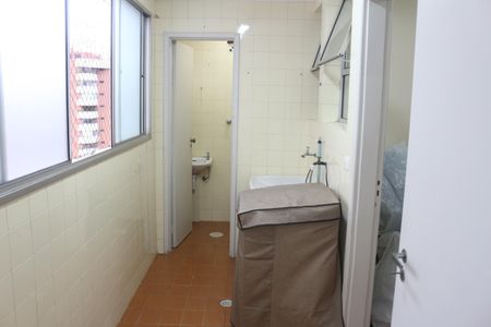 Apartamento à venda com 111m², 3 quartos e 1 vagaÁrea de Serviço