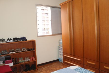 Apartamento à venda com 111m², 3 quartos e 1 vagaQuarto 2