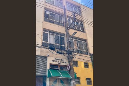 Apartamento à venda com 100m², 3 quartos e 1 vagaFachada + plaquinha