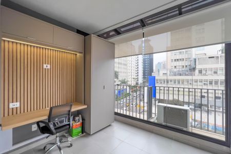 Studio para alugar com 30m², 1 quarto e sem vagaVaranda