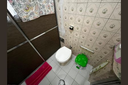 Apartamento à venda com 110m², 3 quartos e sem vaga Apartamento à venda com 110m², 3 quartos e sem vagaBanheiro