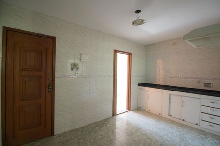 Apartamento para alugar com 76m², 2 quartos e 1 vagaCozinha