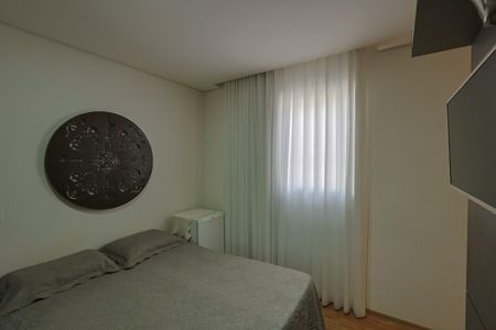 Apartamento à venda com 202m², 4 quartos e 3 vagasSuíte