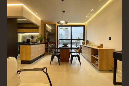 Apartamento à venda com 2 quartos, 80m² em Tatuapé, São Paulo