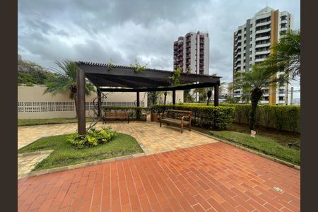 Apartamento à venda com 80m², 2 quartos e 2 vagas