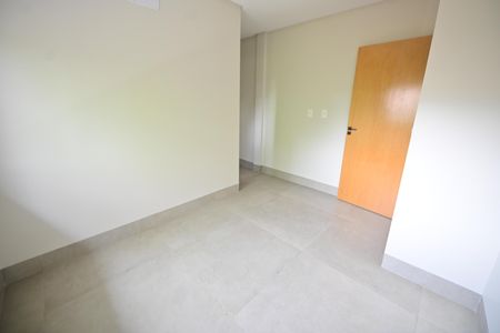 Casa de condomínio para alugar com 153m², 3 quartos e 2 vagasSuíte 2