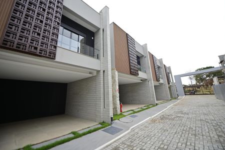 Casa de condomínio para alugar com 153m², 3 quartos e 2 vagasFachada