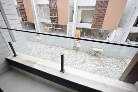 Casa de condomínio para alugar com 153m², 3 quartos e 2 vagasVaranda da Suíte