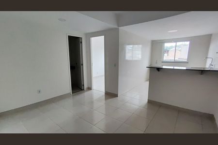 Sala de apartamento para alugar com 1 quarto, 40m² em Curicica, Rio de Janeiro