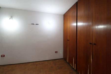 Casa à venda com 521m², 6 quartos e 6 vagasEdícula - Quarto 2