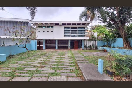 Casa à venda com 521m², 6 quartos e 6 vagasFachada