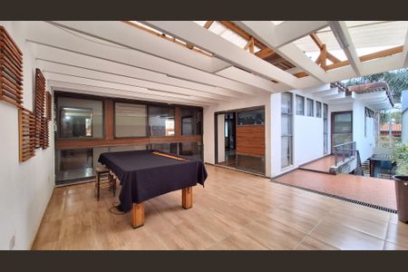 Casa à venda com 521m², 6 quartos e 6 vagasEspaço de Jogos