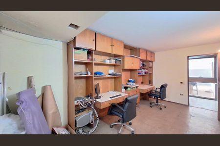 Casa à venda com 521m², 6 quartos e 6 vagasQuarto 1