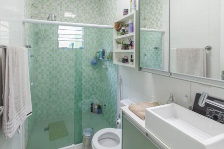 Casa à venda com 150m², 2 quartos e 2 vagas Casa à venda com 150m², 2 quartos e 2 vagasBanheiro