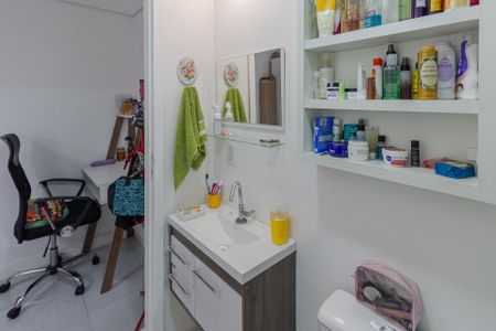 Casa à venda com 150m², 2 quartos e 2 vagas Casa à venda com 150m², 2 quartos e 2 vagasBanheiro da Suíte 1