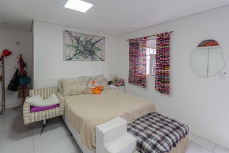 Casa à venda com 150m², 2 quartos e 2 vagas Casa à venda com 150m², 2 quartos e 2 vagasSuíte 1
