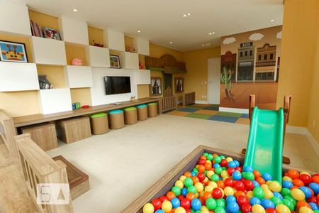 Apartamento à venda com 49m², 2 quartos e 1 vaga Apartamento à venda com 49m², 2 quartos e 1 vagaÁrea Comum - Brinquedoteca