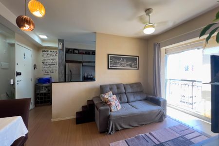 Apartamento à venda com 49m², 2 quartos e 1 vaga Apartamento à venda com 49m², 2 quartos e 1 vagaSala