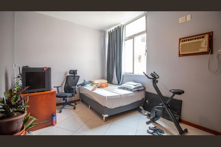 Apartamento à venda com 140m², 3 quartos e 1 vagaQuarto 2