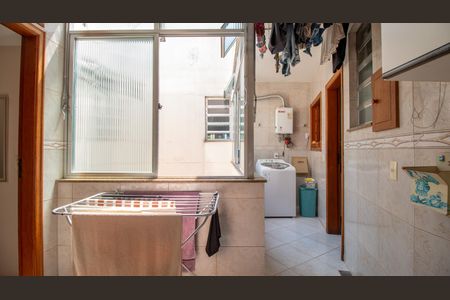 Apartamento à venda com 140m², 3 quartos e 1 vagaÁrea de Serviço