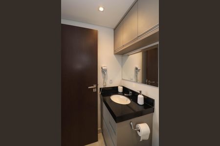 Apartamento para alugar com 30m², 1 quarto e 1 vaga Apartamento para alugar com 30m², 1 quarto e 1 vagaBanheiro Social