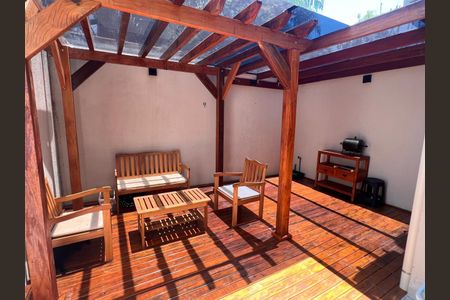 Casa de condomínio à venda com 95m², 2 quartos e 2 vagasEspaço Gourmet