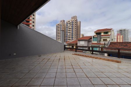 Casa à venda com 311m², 4 quartos e 4 vagasVaranda da Suíte 2