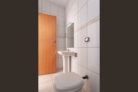 Casa para alugar com 100m², 3 quartos e 1 vagaBanheiro Social