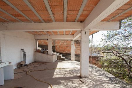 Casa para alugar com 100m², 3 quartos e 1 vagaQuintal