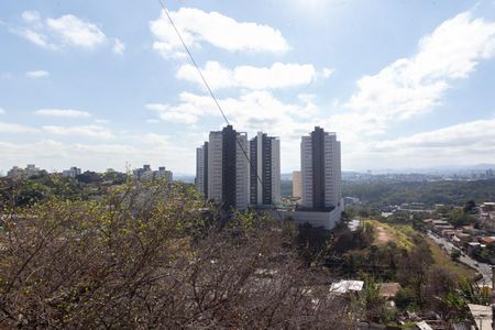 Casa para alugar com 100m², 3 quartos e 1 vagaVista