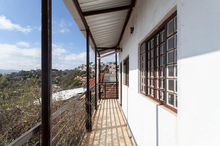 Casa para alugar com 100m², 3 quartos e 1 vagaVaranda