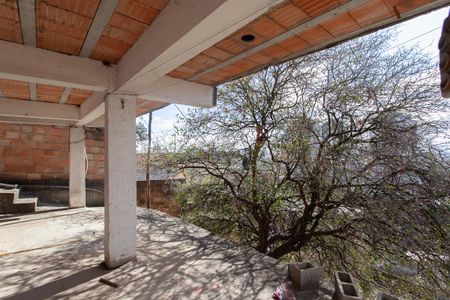 Casa para alugar com 100m², 3 quartos e 1 vagaQuintal