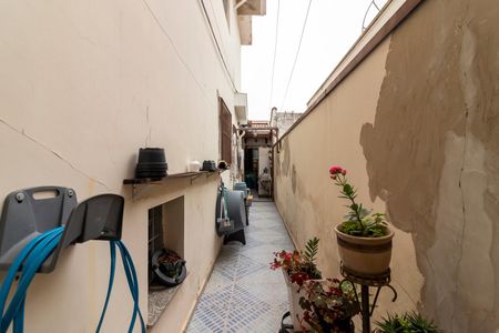 Casa à venda com 142m², 4 quartos e 3 vagasCorredor Lateral