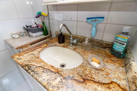 Casa à venda com 142m², 4 quartos e 3 vagasBanheiro 