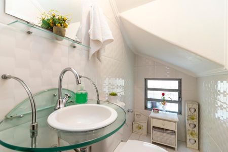 Casa à venda com 142m², 4 quartos e 3 vagasLavabo