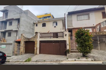 Casa à venda com 142m², 4 quartos e 3 vagasFachada