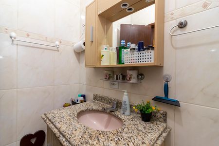 Casa à venda com 142m², 4 quartos e 3 vagasBanheiro da Suíte