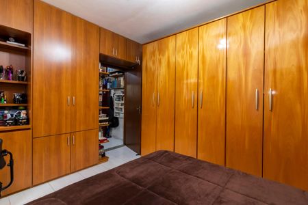 Casa à venda com 142m², 4 quartos e 3 vagasSuíte 1