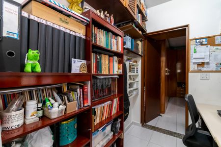 Casa à venda com 142m², 4 quartos e 3 vagasEscritório