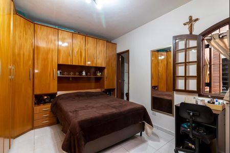 Casa à venda com 142m², 4 quartos e 3 vagasSuíte 1