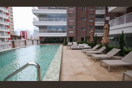 Apartamento para alugar com 66m², 2 quartos e 2 vagasÁrea comum - Piscina