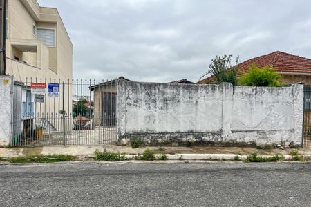 Casa para alugar com 30m², 1 quarto e sem vaga Casa para alugar com 30m², 1 quarto e sem vagaFachada