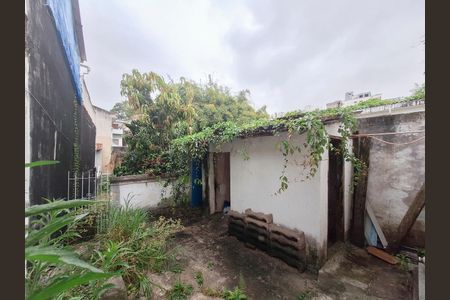 Casa à venda com 300m², 3 quartos e 2 vagasQuintal