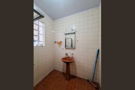 Casa à venda com 300m², 3 quartos e 2 vagasBanheiro