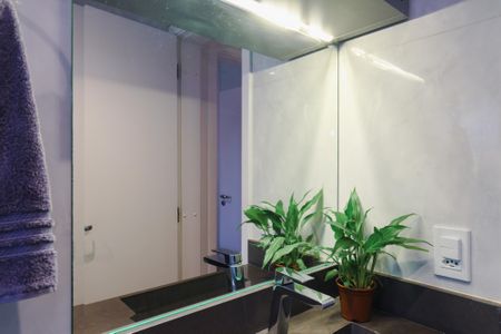 Apartamento à venda com 280m², 3 quartos e 3 vagas Apartamento à venda com 280m², 3 quartos e 3 vagasBanheiro