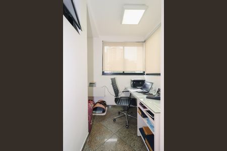 Apartamento à venda com 280m², 3 quartos e 3 vagas Apartamento à venda com 280m², 3 quartos e 3 vagasCobertura